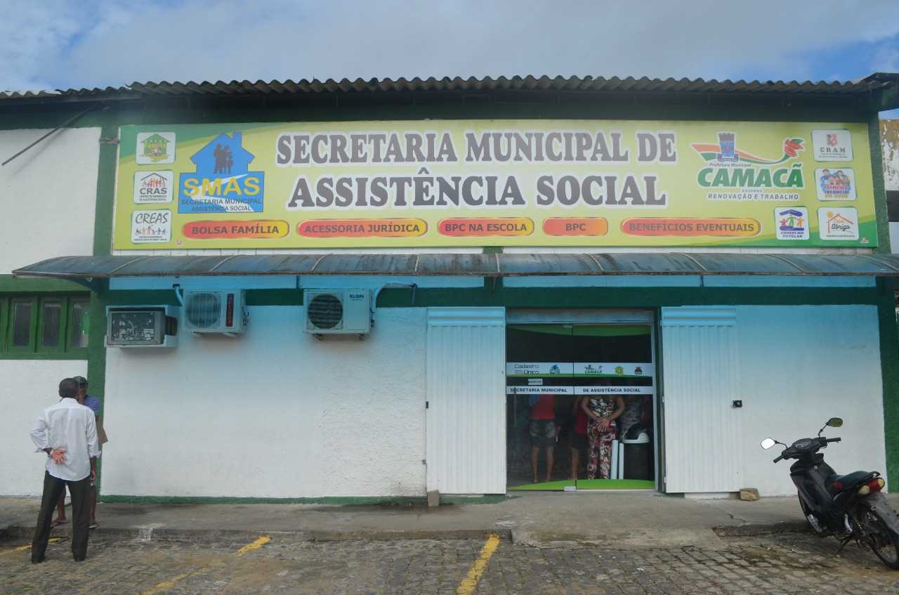 Camacã: Setor de atendimento do Bolsa Família recebe reforma completa